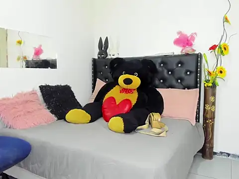 BlakeNoir  online show from April 2026 12:49:02 AM