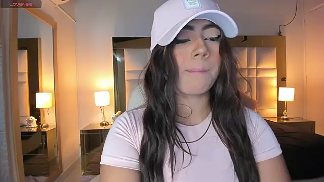 Zoei Moon online show from March 2026 06:47:01 PM