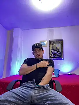 williamsmiiths16 online show from February 2026 01:55:01 PM