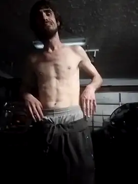 bigjohnson2914 online show from April 2026 02:10:01 AM