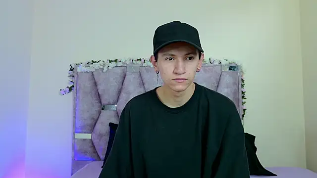 iris and damian online show from February 2026 05:17:02 PM