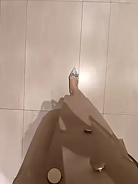 Baby-Linh online show from March 2026 05:57:02 AM