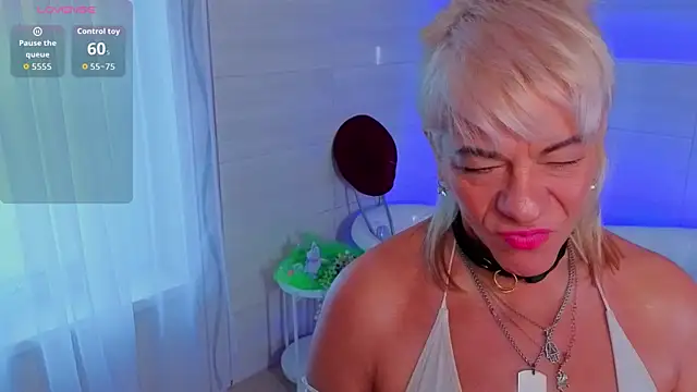 AnittaHarris  online show from April 2026 02:54:01 AM