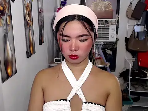 Snapshot of voganmarie chatting on July 2026 07:49:01 AM voganmarie online show from July 2026 07:49:01 AM