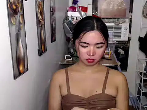Snapshot of voganmarie chatting on July 2026 09:30:01 PM voganmarie online show from July 2026 09:30:01 PM