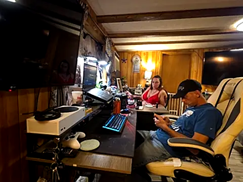 JavaAndBustyDiamond online show from December 2025 01:36:01 AM