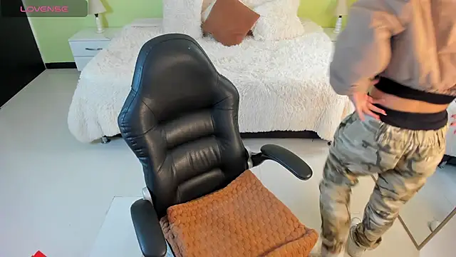 Celeste Rous   online show from March 2026 12:24:02 PM