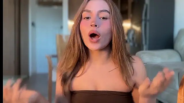 miaferrer777 online show from March 2026 10:37:01 PM