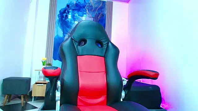 Valentina and sneider  online show from April 2026 09:16:02 PM