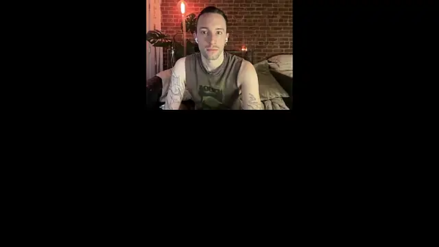 Snapshot of xanderxnyc chatting on December 2025 11:35:01 PM xanderxnyc online show from December 2025 11:35:01 PM