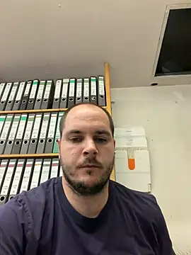 GeilerFinn95 online show from April 2026 02:20:01 PM