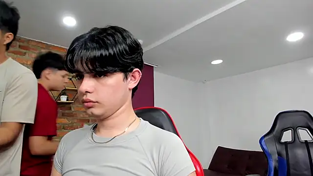 HotThreesoome online show from March 2026 12:23:02 PM