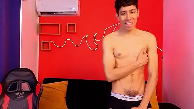 Neo Twink online show from March 2026 04:22:02 PM