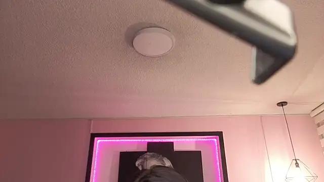 Sara valderrama  online show from March 2026 12:33:02 PM