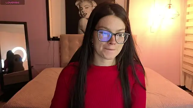 Sara valderrama  online show from April 2026 12:38:02 PM