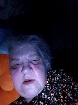 HapinessLovee online show from April 2026 02:00:01 AM