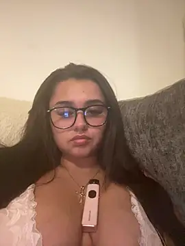 Wild Busty Niyah XX online show from March 2026 09:21:01 PM