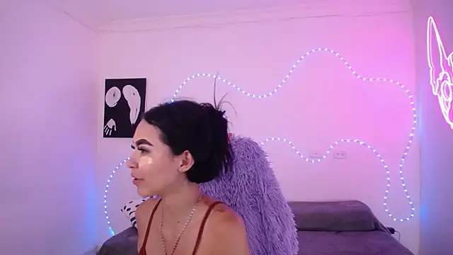 Sofia tgn online show from April 2026 06:13:02 PM