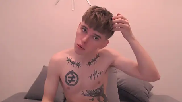 Fredd Xanders online show from April 2026 04:04:02 AM