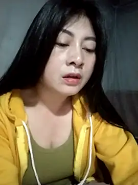 Snapshot of Paerl-sweet chatting on February 2026 12:42:01 AM Paerl-sweet online show from February 2026 12:42:01 AM