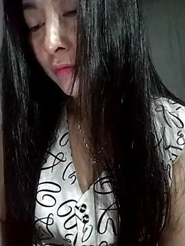 Snapshot of Paerl-sweet chatting on March 2026 02:29:01 AM Paerl-sweet online show from March 2026 02:29:01 AM