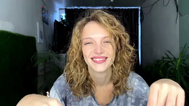 Snapshot of Miss_Monroe chatting on January 2026 09:58:02 AM Miss Monroe online show from January 2026 09:58:02 AM