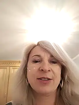 AhlyssaLove1155 online show from April 2026 02:51:02 PM