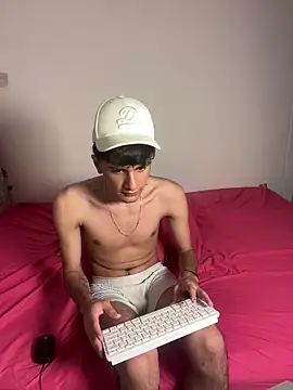 Snapshot of Andycillo chatting on February 2026 06:26:01 AM Andycillo online show from February 2026 06:26:01 AM