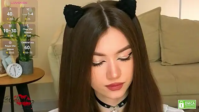 oliviaah  online show from March 2026 03:12:02 PM