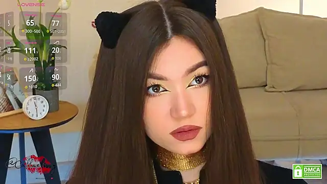 oliviaah  online show from April 2026 03:09:01 PM