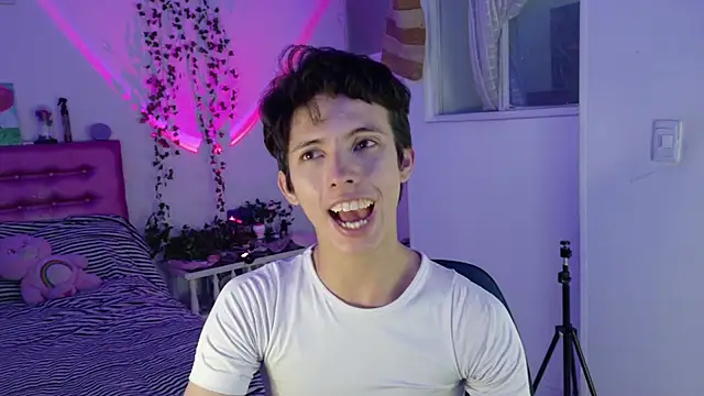 Dani Dancer online show from July 2026 11:12:02 PM