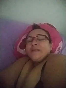 Nini Love  online show from April 2026 08:53:01 PM