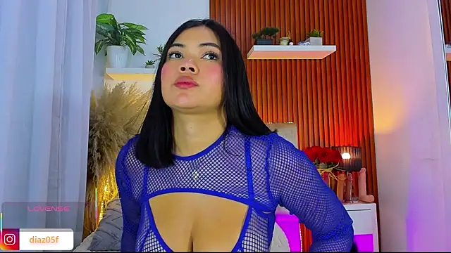 im  fer online show from April 2026 03:01:02 AM