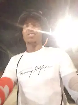 Andreskelly online show from April 2026 01:39:01 AM