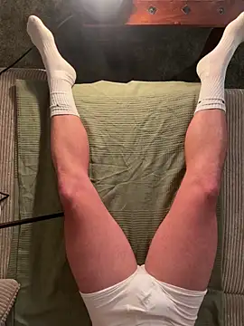 Snapshot of Krizzly666 chatting on December 2025 09:09:02 PM Krizzly666 online show from December 2025 09:09:02 PM