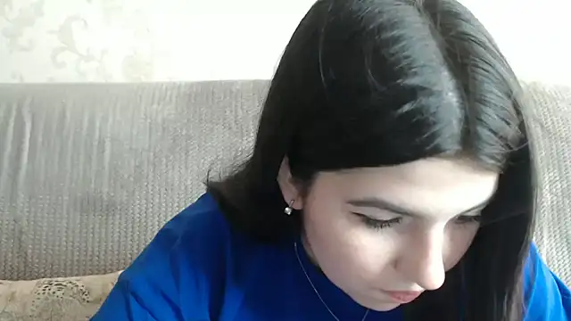 Snapshot of KisaModel chatting on June 2026 01:36:01 PM KisaModel online show from June 2026 01:36:01 PM