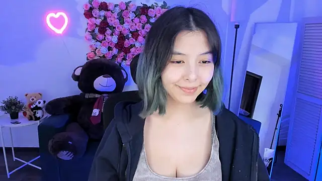 SirenMystiq online show from April 2026 07:31:02 PM