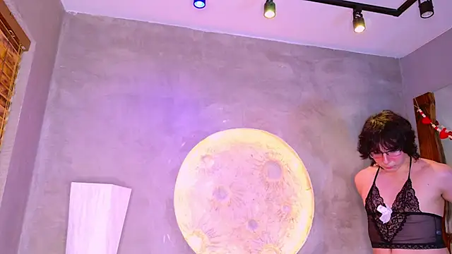 Shelly bat online show from March 2026 10:14:02 PM