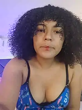 LunaaCurly online show from February 2026 07:14:02 PM