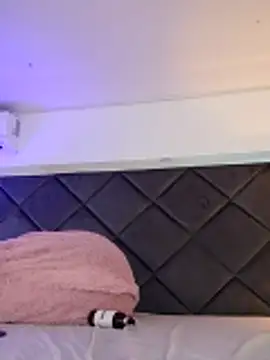 LunaaCurly online show from March 2026 07:35:01 PM