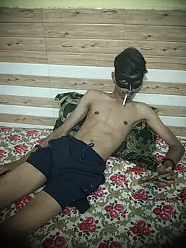 xoupleaura online show from April 2026 09:23:01 AM