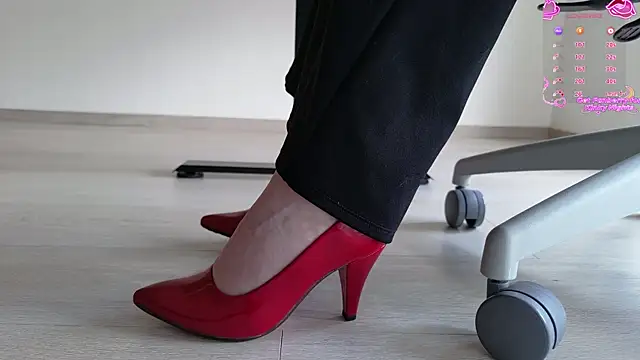 Feetbeth online show from April 2026 07:25:02 PM