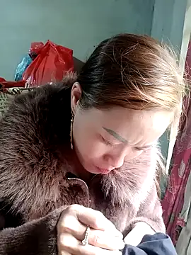 little-effy online show from February 2026 03:03:02 AM