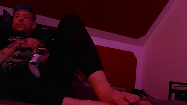 AskAveryAnything online show from April 2026 08:10:01 PM