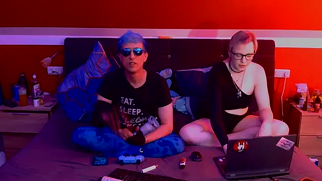 AskAveryAnything online show from July 2026 09:56:02 PM