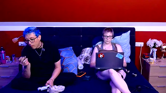 AskAveryAnything online show from July 2026 02:32:01 AM