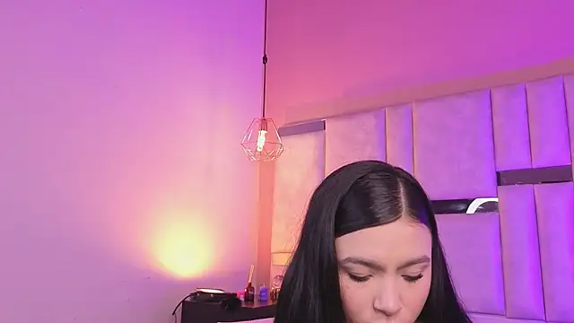 Snapshot of kylie_river chatting on May 2026 11:36:01 AM kylie river online show from May 2026 11:36:01 AM