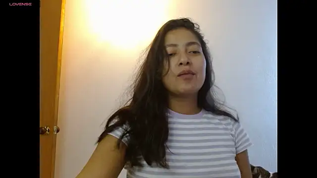 Snapshot of NovahPerotti chatting on May 2026 02:37:01 PM NovahPerotti online show from May 2026 02:37:01 PM