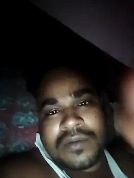 ahannaskar228 online show from April 2026 09:39:01 PM