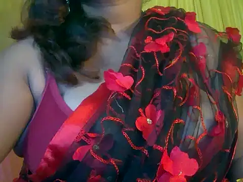 Snapshot of MISTI_KOLK chatting on June 2026 09:01:02 AM MISTI KOLK online show from June 2026 09:01:02 AM